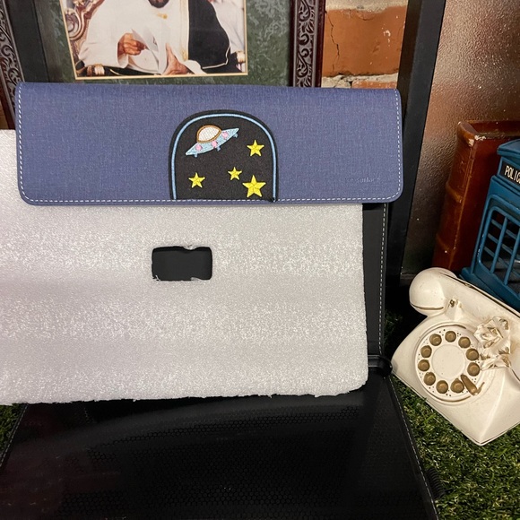 For surface case - Picture 3 of 5